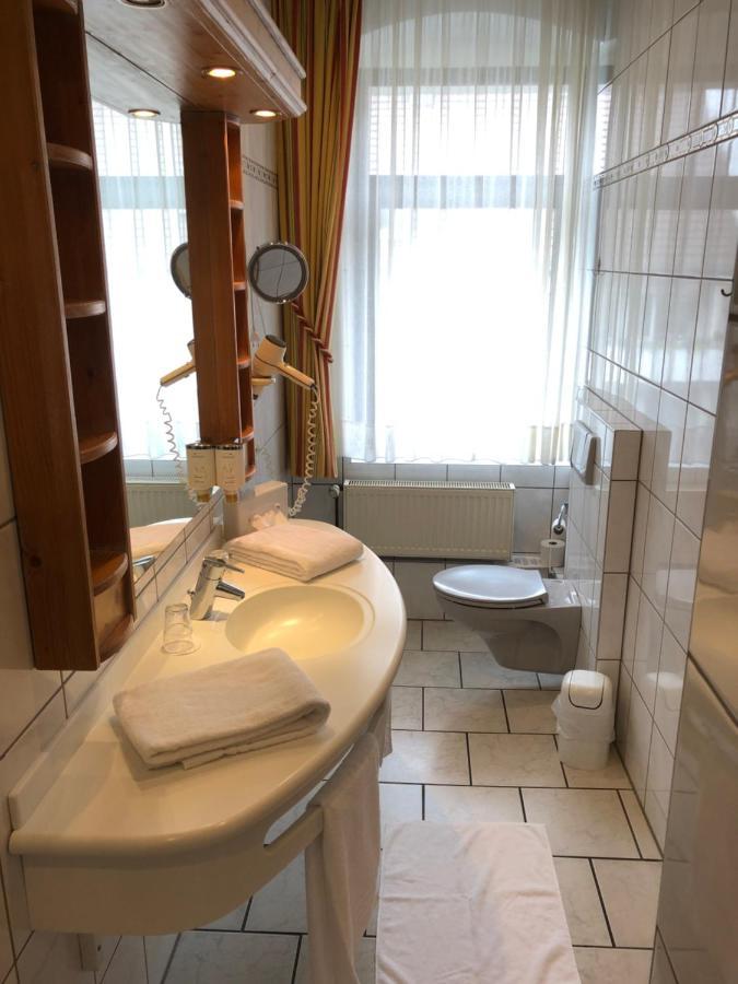 Hotel Restaurant Zum Neuling Μπόχουμ Εξωτερικό φωτογραφία